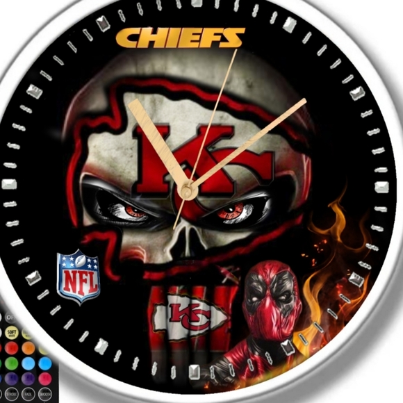 Kansas City Chiefs football clock w led lights - Picture 1 of 3